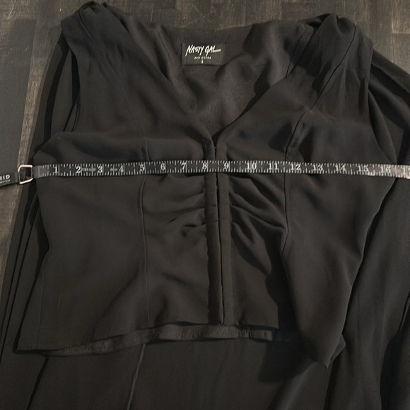 Nasty Gal Black Hook & Eye Crop Top With Sheer Cape Size Large - Picture 7 of 8